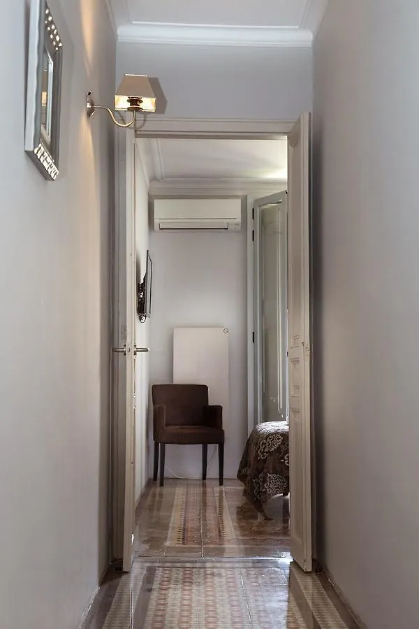 Opening Doors Aribau Apartment Barcelona